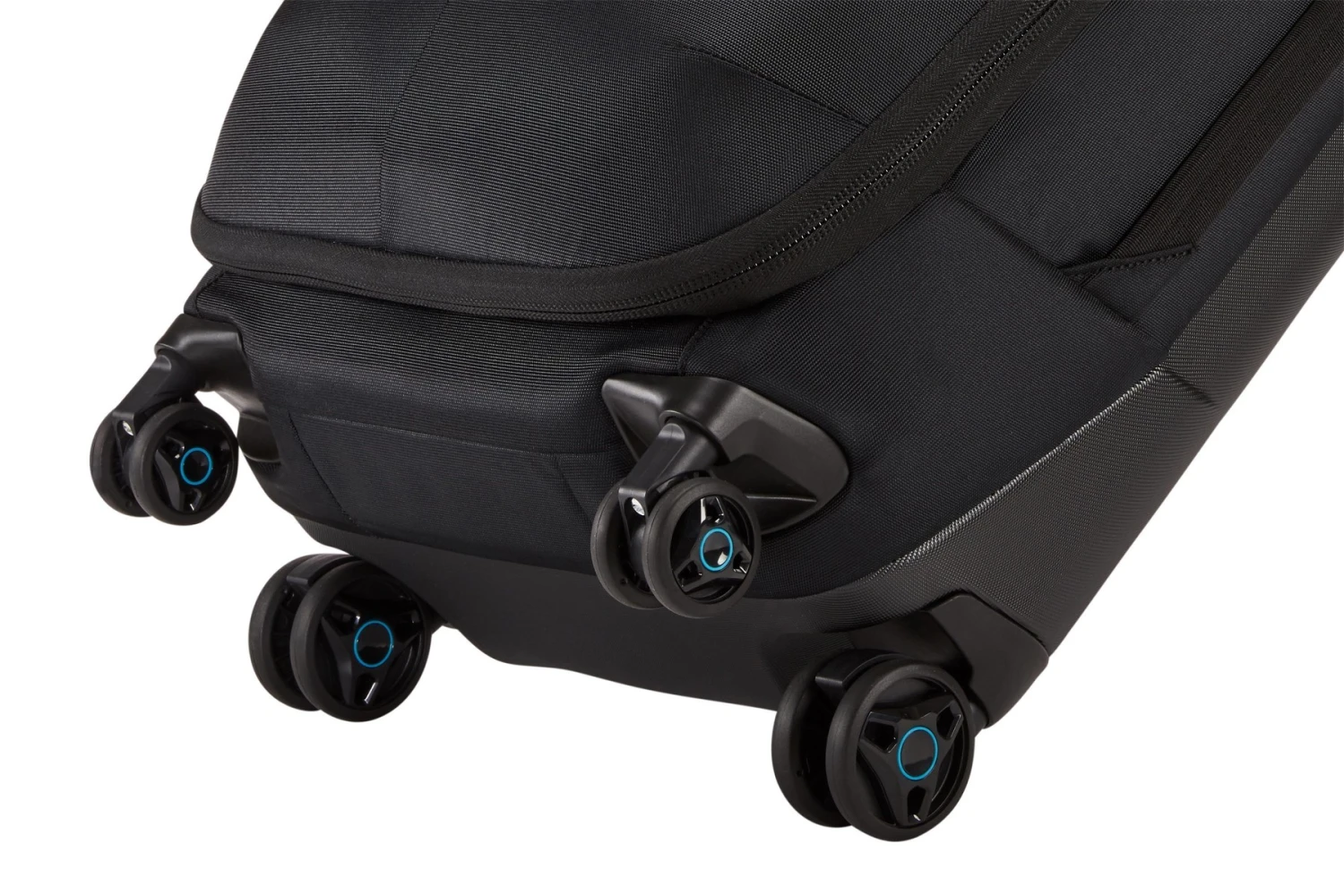 Thule Subterra Carry-On Spinner 3203915 4 Thule Subterra Carry-On Spinner 3203915 - Image 4