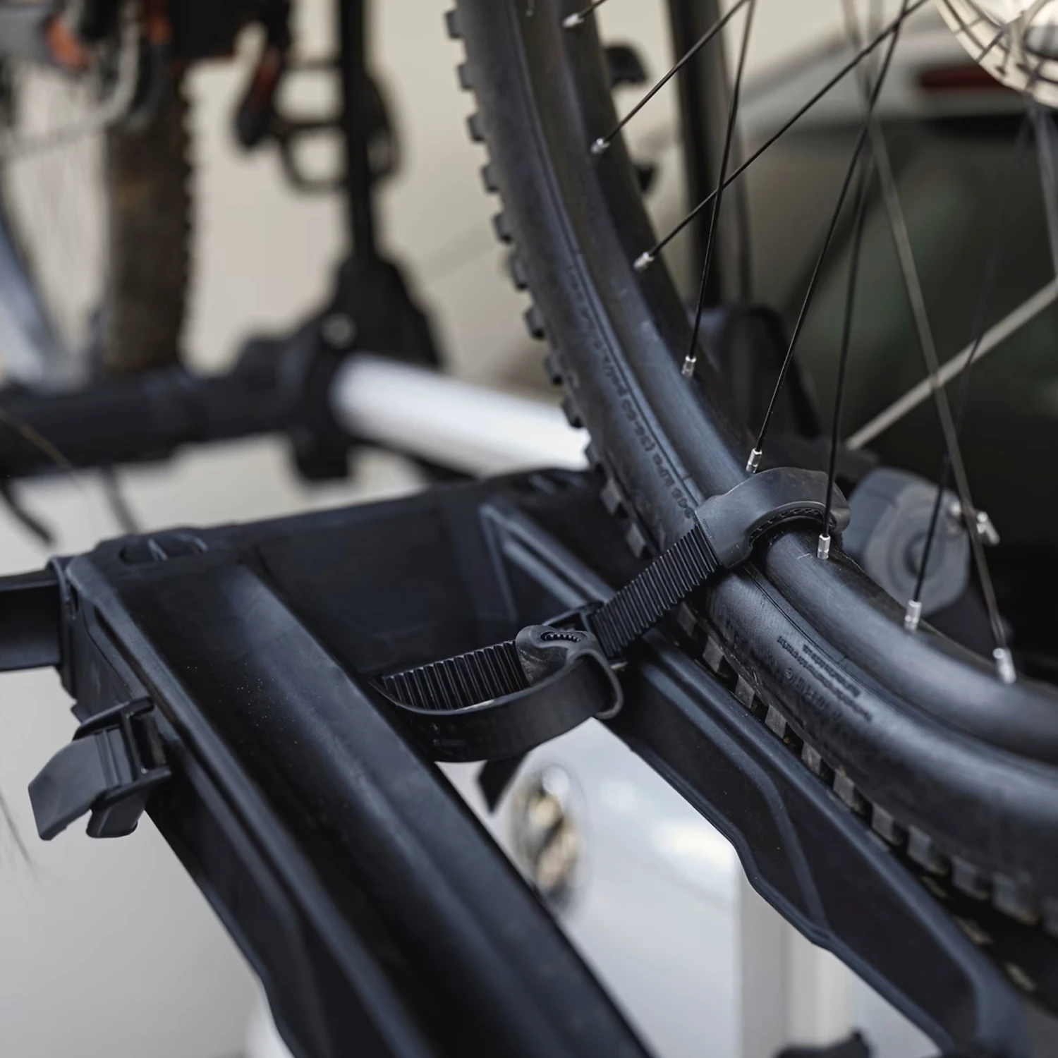 Thule OutWay Platform 2 993 9 Thule OutWay Platform 2 993 - Image 9