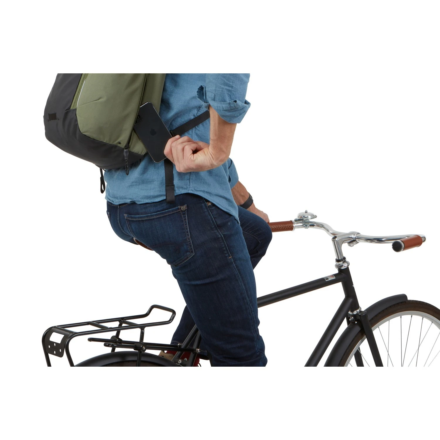 Thule Paramount Commuter 27L Backpack Olivine 3204732 6 Thule Paramount Commuter 27L Backpack Olivine 3204732 - Image 6