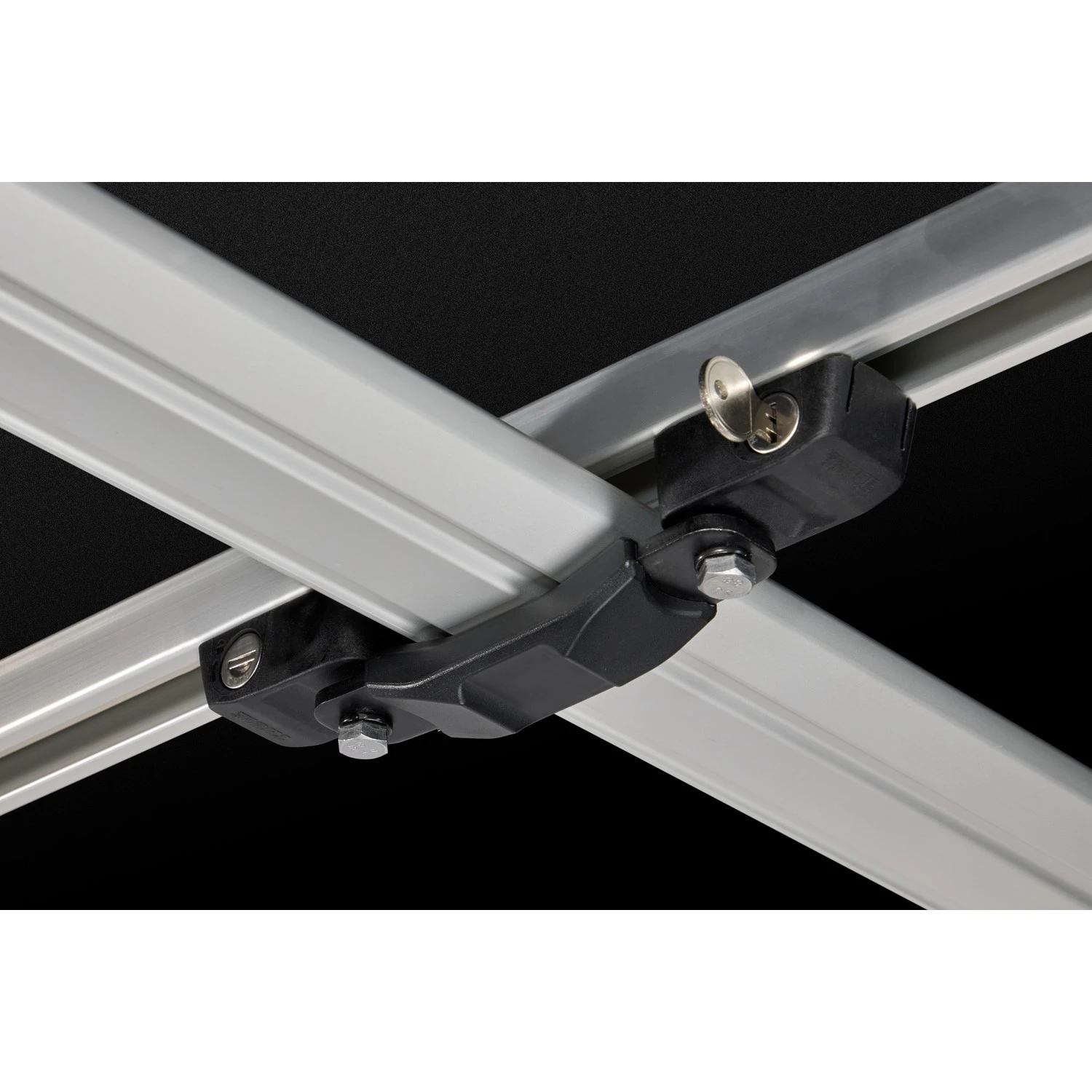 Thule Approach L Fennel Tan 901016 7 Thule Approach L Fennel Tan 901016 - Image 7